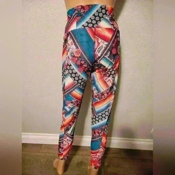 Lucky In Love x Bethanie Mattek Sands - Picture 5 of 5